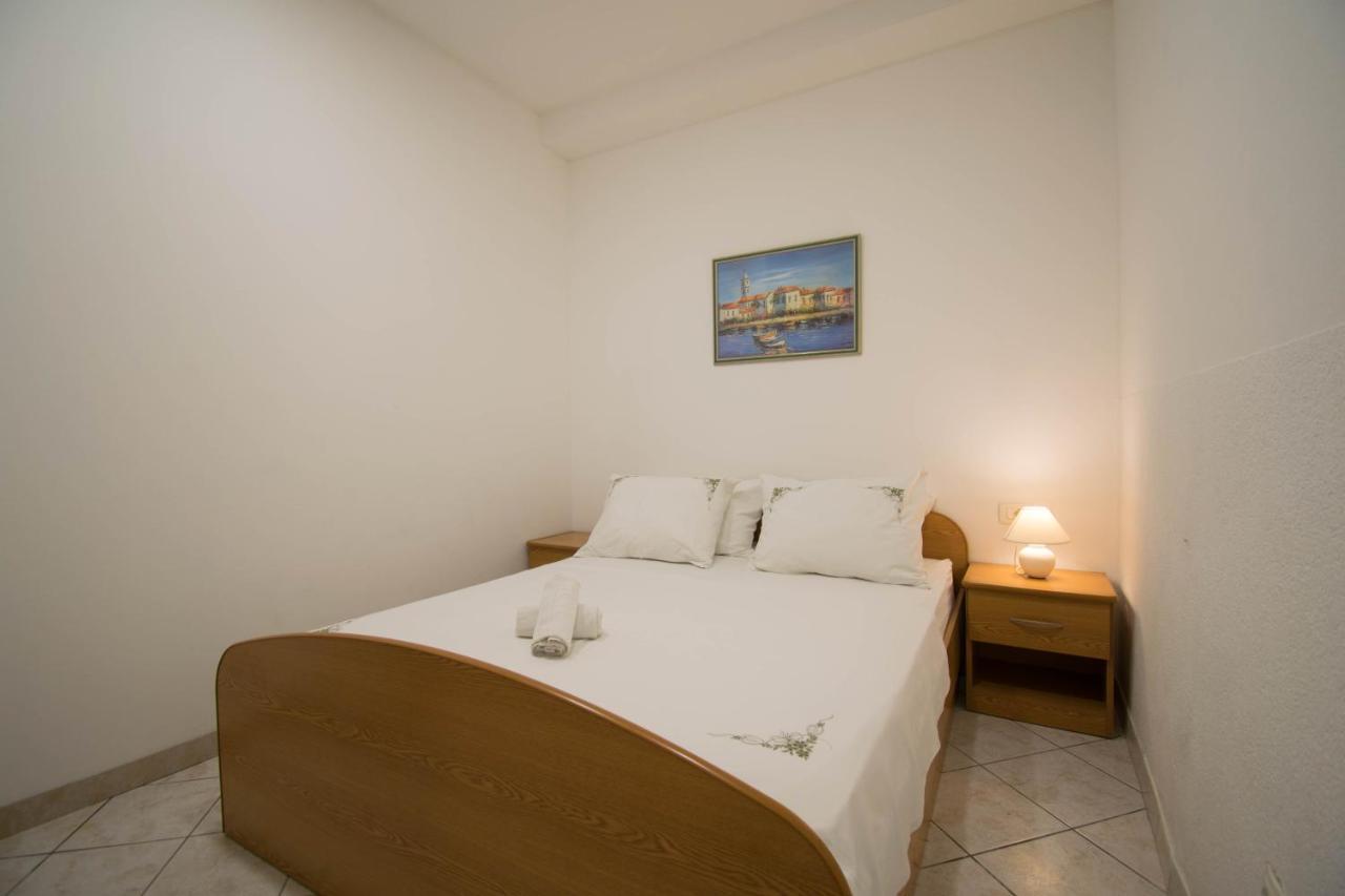 Apartments Manuela - Baska Voda Exterior photo