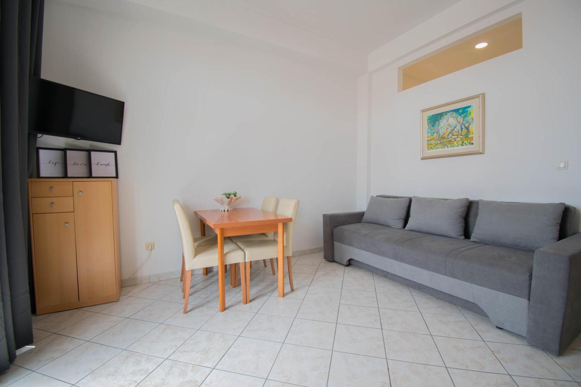 Apartments Manuela - Baska Voda Exterior photo